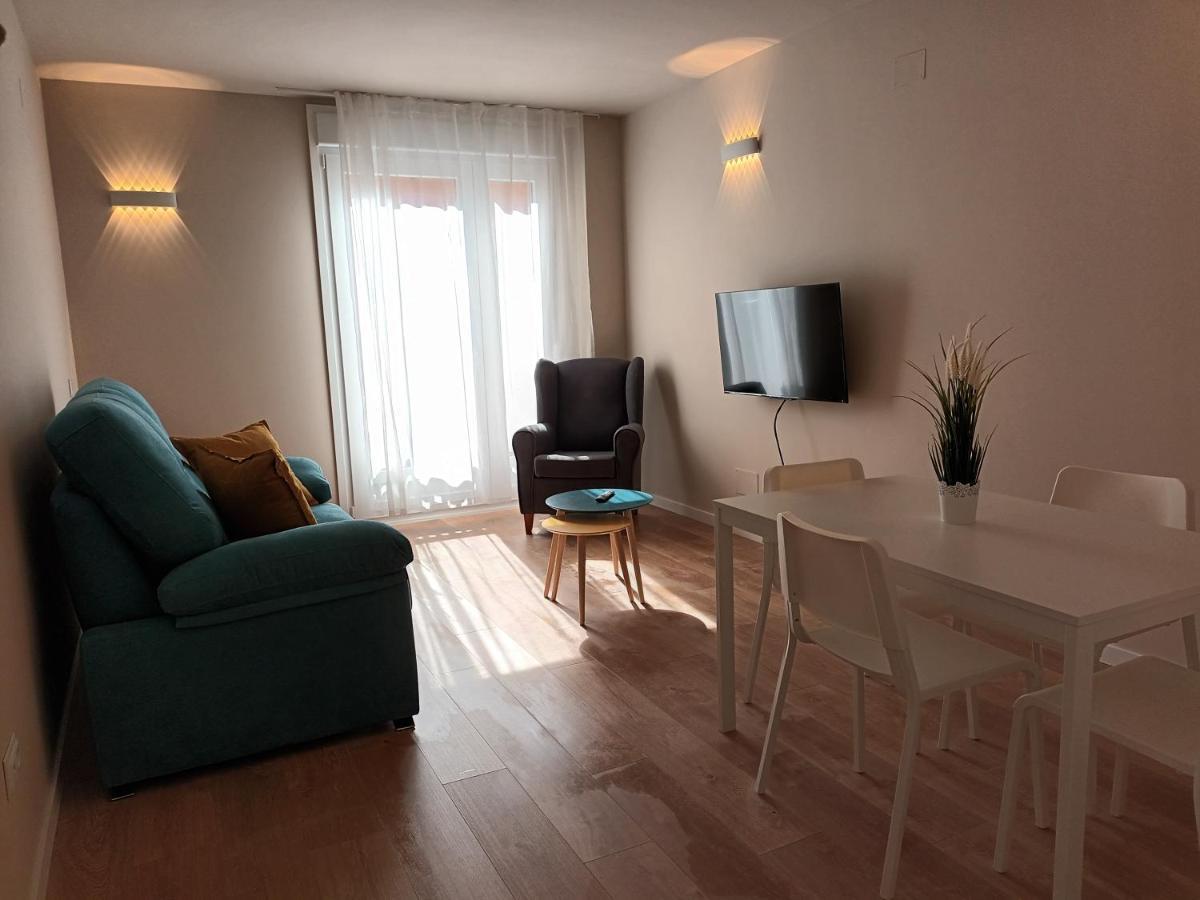 La Casona Del Eboni Apartman Alcalá de Henares Kültér fotó