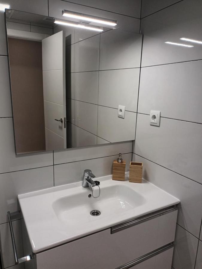 La Casona Del Eboni Apartman Alcalá de Henares Kültér fotó