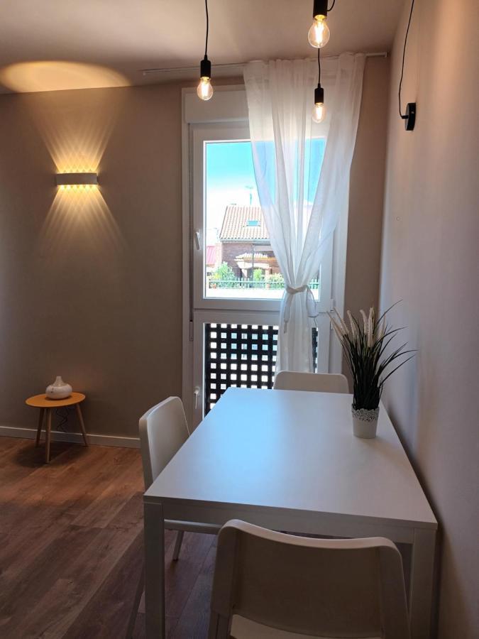 La Casona Del Eboni Apartman Alcalá de Henares Kültér fotó